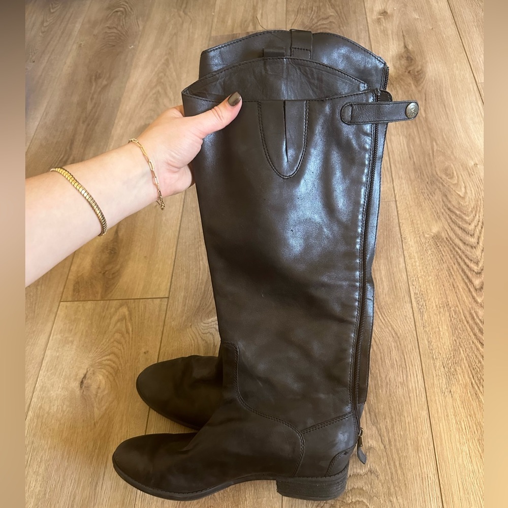 Black Boots